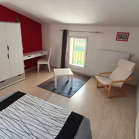 La Pinsonniere בית כפרי